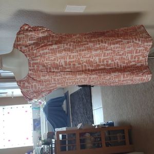LE Design light peach print cap sleeved lined dress w/pockets  size large